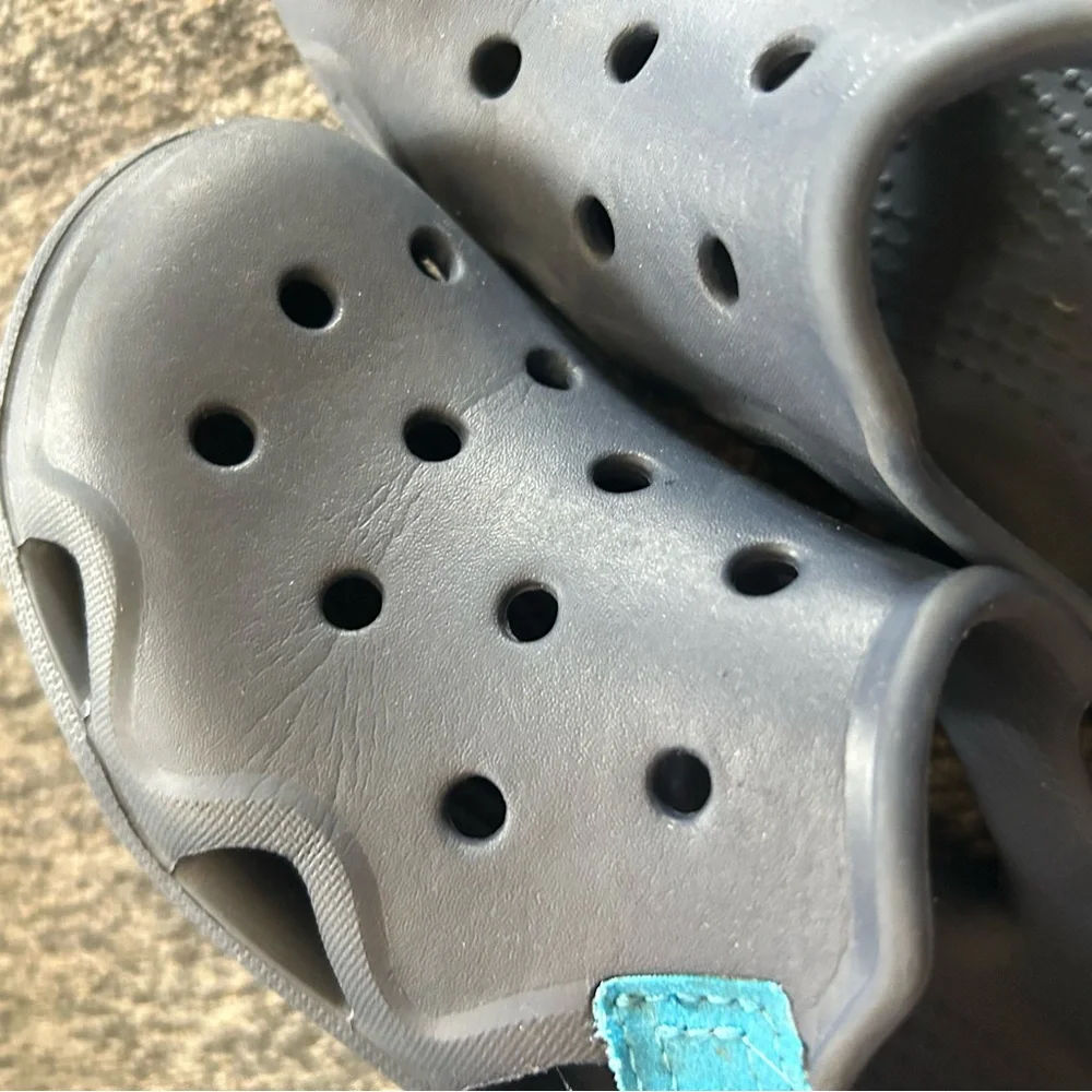 Crocs Size J2 Navy Blue Swiftwater Wave‎ Sandals